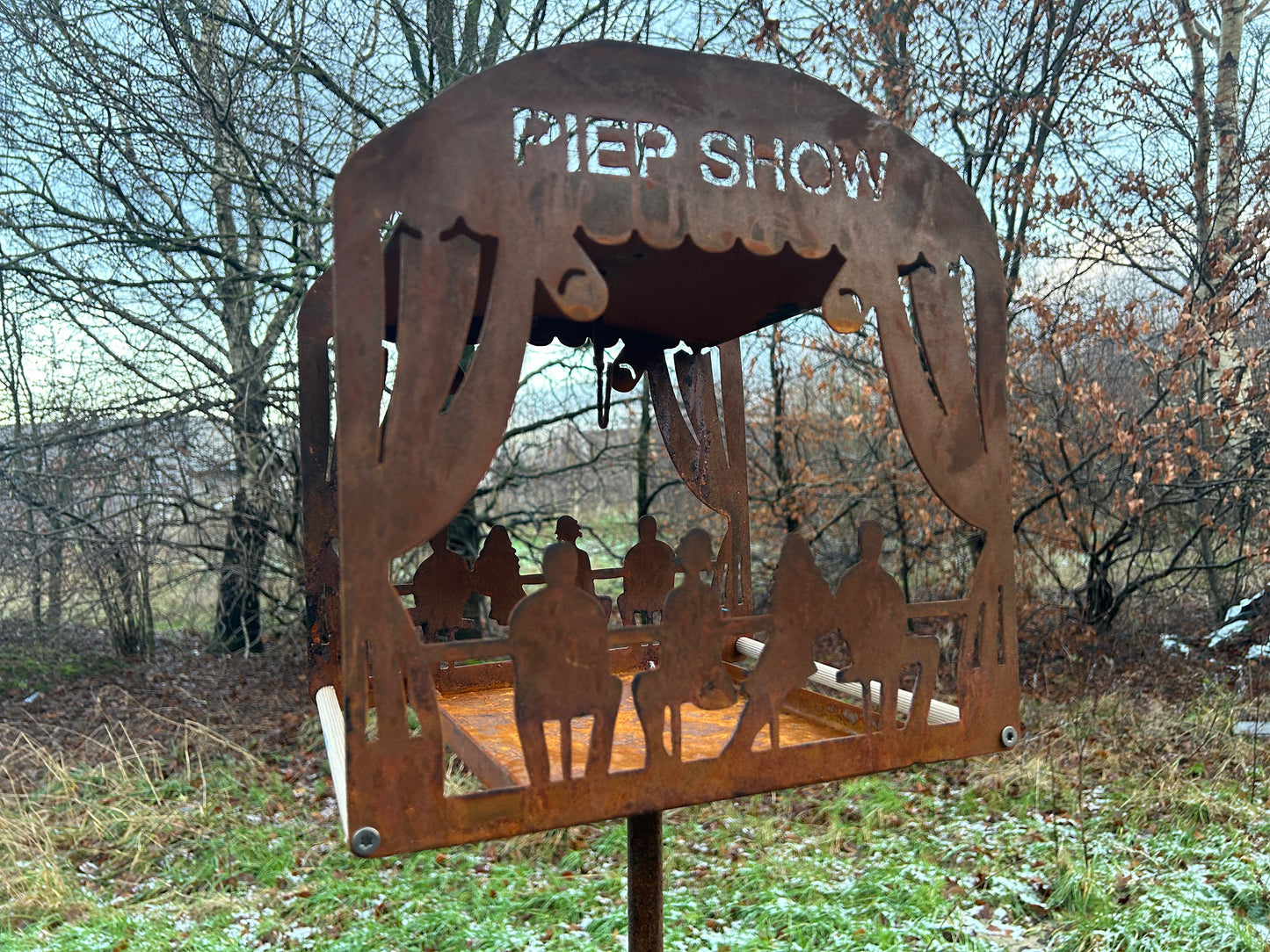 PIEP SHOW Vogelhäuschen Vogelfutterhäuschen Vogelhaus Mega cool Handarbeit aussergewöhnlich