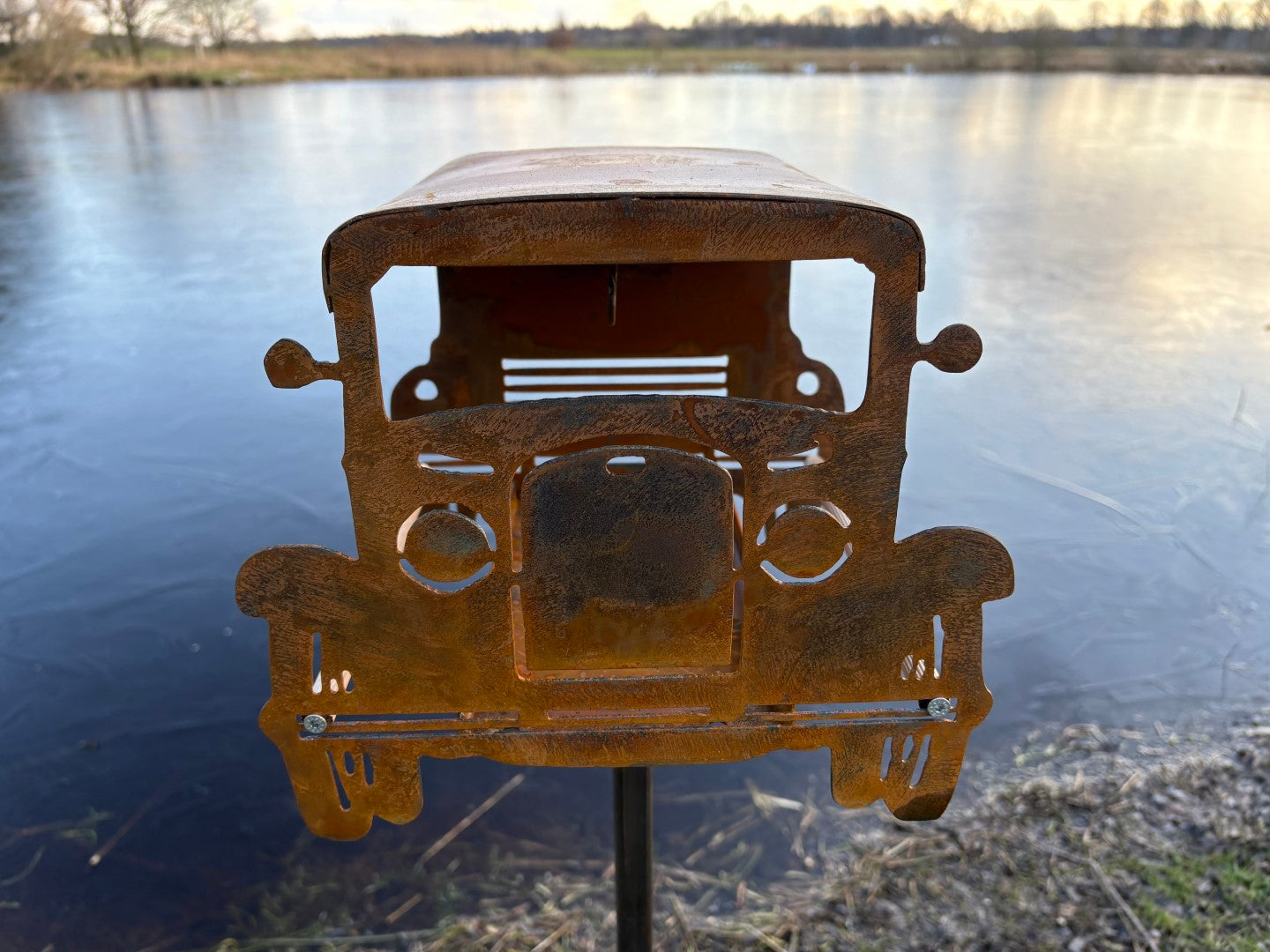 Ford Model A Oldtimer Vogelhäuschen Vogelfutterhäuschen Vogelhaus Mega cool Handarbeit aussergewöhnlich