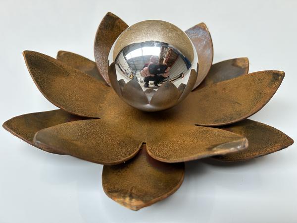 Metallblume ROSA - in Form einer Seerose