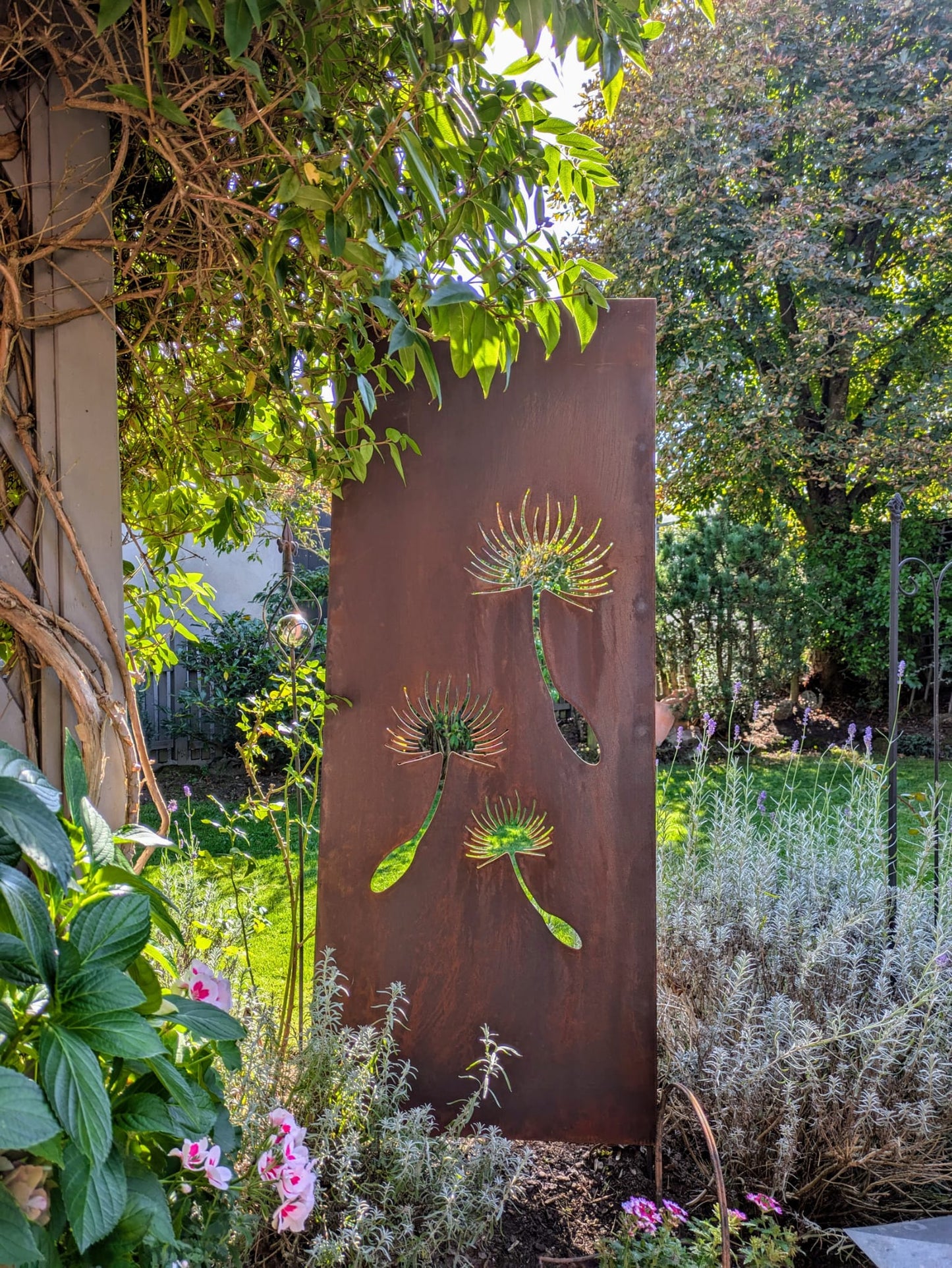 Hingucker Stele Sichtschutz Pusteblume Samen