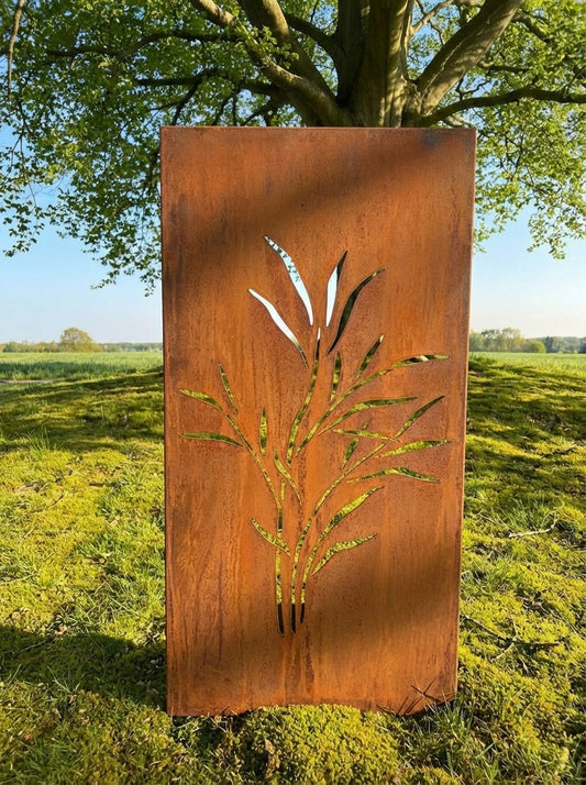 Hingucker Stele Sichtschutz Strauch