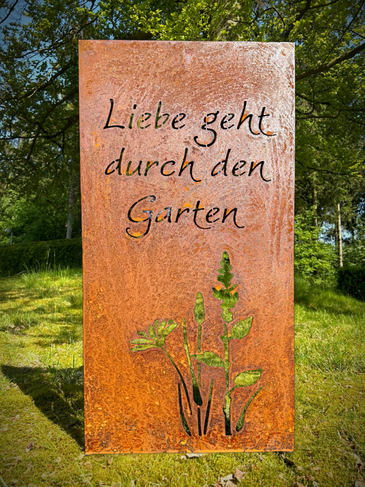 Hingucker Stele Sichtschutz Liebe geht durch den Garten